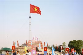 The flag pole at the Hien Luong-Ben Hai national historical relic site in Vinh Linh district, Quang Tri province. (Photo: VNA)