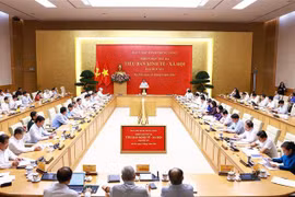 Politburo member and Prime Minister Pham Minh Chinh chairs the third meeting of the sub-committee for socio-economic affairs of the 14th National Party Congress in Hanoi on August 23. (Photo: VNA)