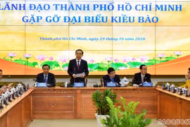 HCM City leaders meet overseas Vietnamese