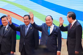 Plenary session of sixth GMS Summit in Hanoi