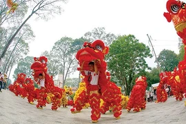 Kylin-lion dance performance sets Guinness Vietnam Record