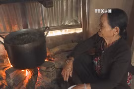 Ethnic people in Quang Ngai prepare for Tet