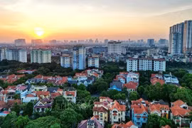 Experts upbeat about real estate prospects