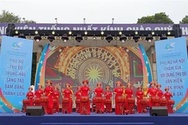 Hanoi holds festival of women for peace and development 