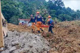 Death toll in Philippine landslide climbs to 54