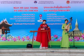 Festival connects Vietnamese, Lao culture