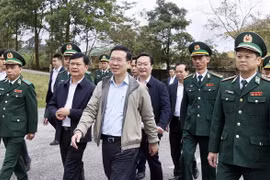 President pays pre-Tet visit, extends wishes to Nghe An province