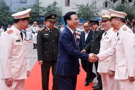 President asks guard, mobile police forces to maintain combat readiness