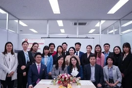 Deputy Foreign Minister works with associations in Japan