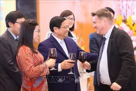 Prime Minister hosts Tet banquet in honour of diplomatic corps
