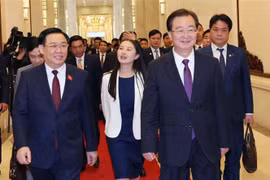 NA Chairman receives Secretary of Yunnan Provincial Party Committee