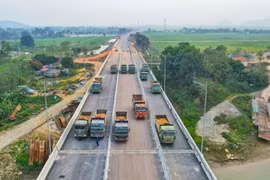 PM urges upgrading phased expressways 