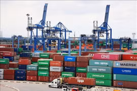 Standard Chartered revises down Vietnam’s GDP growth forecast in 2024 to 6%
