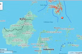 Two separate strong earthquakes strike Philippines, Indonesia