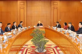 Party leader chairs meeting of personnel sub-committee of 14th National Congress