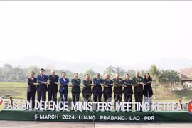 Vietnam calls for stronger ASEAN defence cooperation at regional meeting