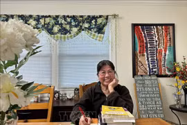 The woman who inspires love for mother tongue among young Vietnamese in US