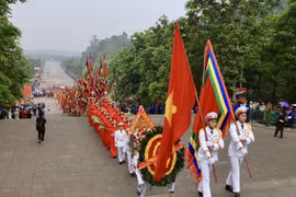 Prime Minister pays tribute to legendary founders of Vietnam