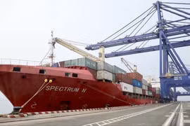 Indonesia opens first direct shipping route to China 