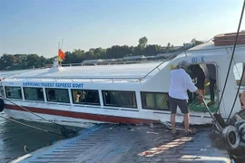 Waterway collision leaves 3 injured