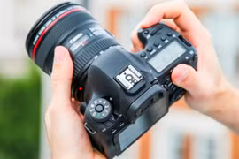 Major markets sharply raise imports of cameras and camcorders from Vietnam