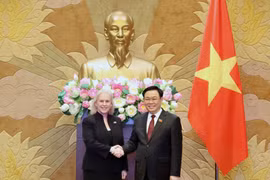 Top legislator receives US Senator Kirsten Gillibrand