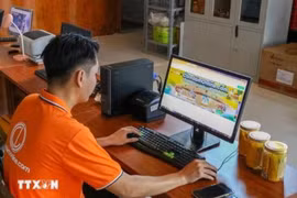 Revenue on top five e-commerce platforms jumps 79%