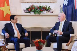 PM meets with Australian Governor-General in Canberra