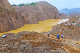 Myanmar: Jade mine collapse takes toll 