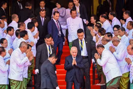 Fifth Cambodian Senate holds first session