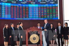 UK Prime Minister attends investment promotion events at HOSE 