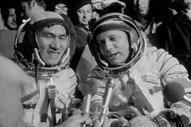 Cosmonaut of the former Soviet Union Viktor Vasilyevich Gorbatko and his Vietnamese counterpart Pham Tuan.