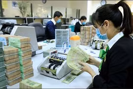 Bank credit outpaces deposits, lending rates 