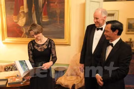 Vietnam, Australia boost trade, education ties