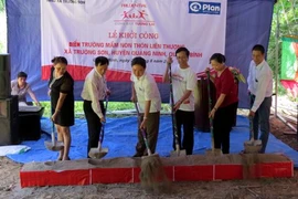 New kindergarten presented to poor community in Quang Binh