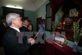 Party chief pays tribute to President Ho Chi Minh
