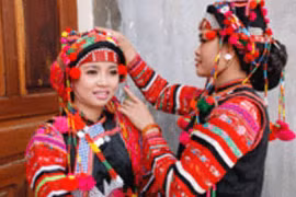 Long-standing prayer custom honoured in Lao Cai 