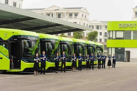 Experience the first smart electric bus in Vietnam