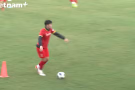 What does the Vietnam national football team say about the difficult group at the AFF Cup 2020?