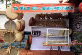 Visit a traditional village that is famous for its rattan and bamboo products