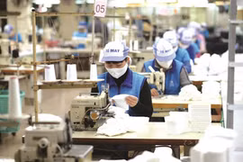 Hanoi: supporting industry firms flexibly respond to COVID-19 pandemic 