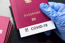 Health professional discusses reasons behind Vietnam’s late use of “vaccine passports”