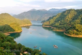 Vietnam’s tourism in 2022: measures for recovery, acceleration
