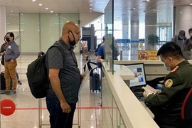 Vietnam temporarily stops health declaration for arrivals from April 27