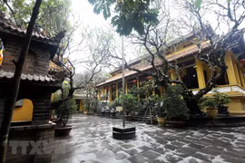 Worshipping places in Hanoi deserted due to COVID-19