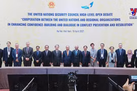 President chairs UNSC's debate on enhancing confidence-building