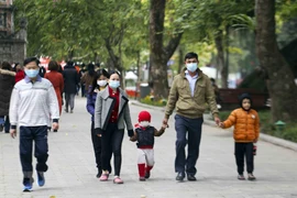 Hanoi in first bitter cold spell