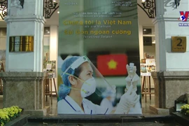 Photo books inspired by a love of life introduced in Hanoi