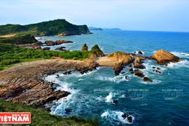 Charming Co To island