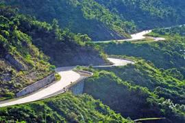 Hai Van Pass among ten most beautiful drives worldwide